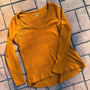 AE Soft Fall Top